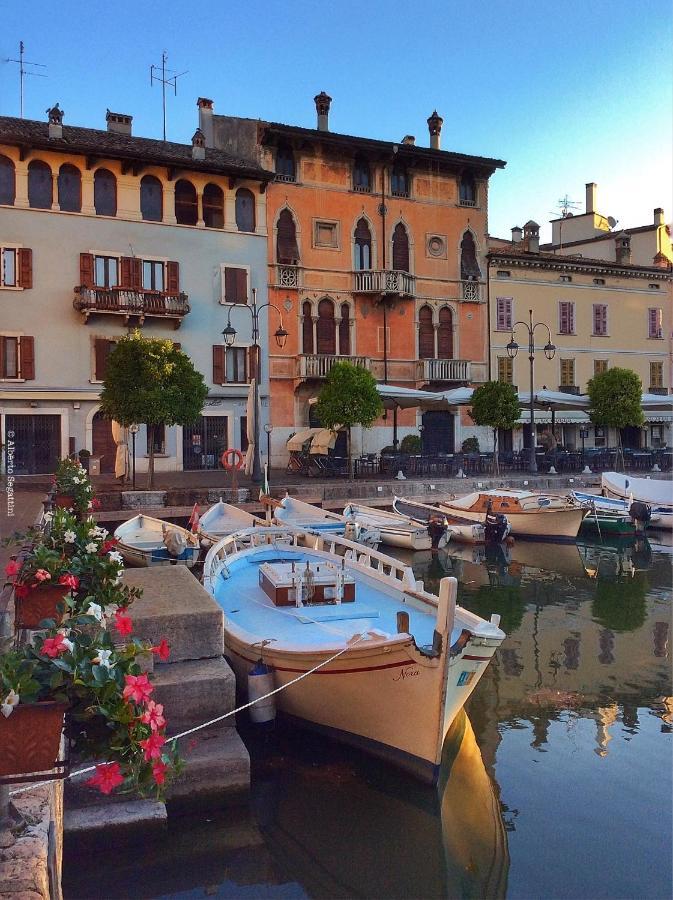 Hotel Piroscafo Desenzano del Garda Dış mekan fotoğraf
