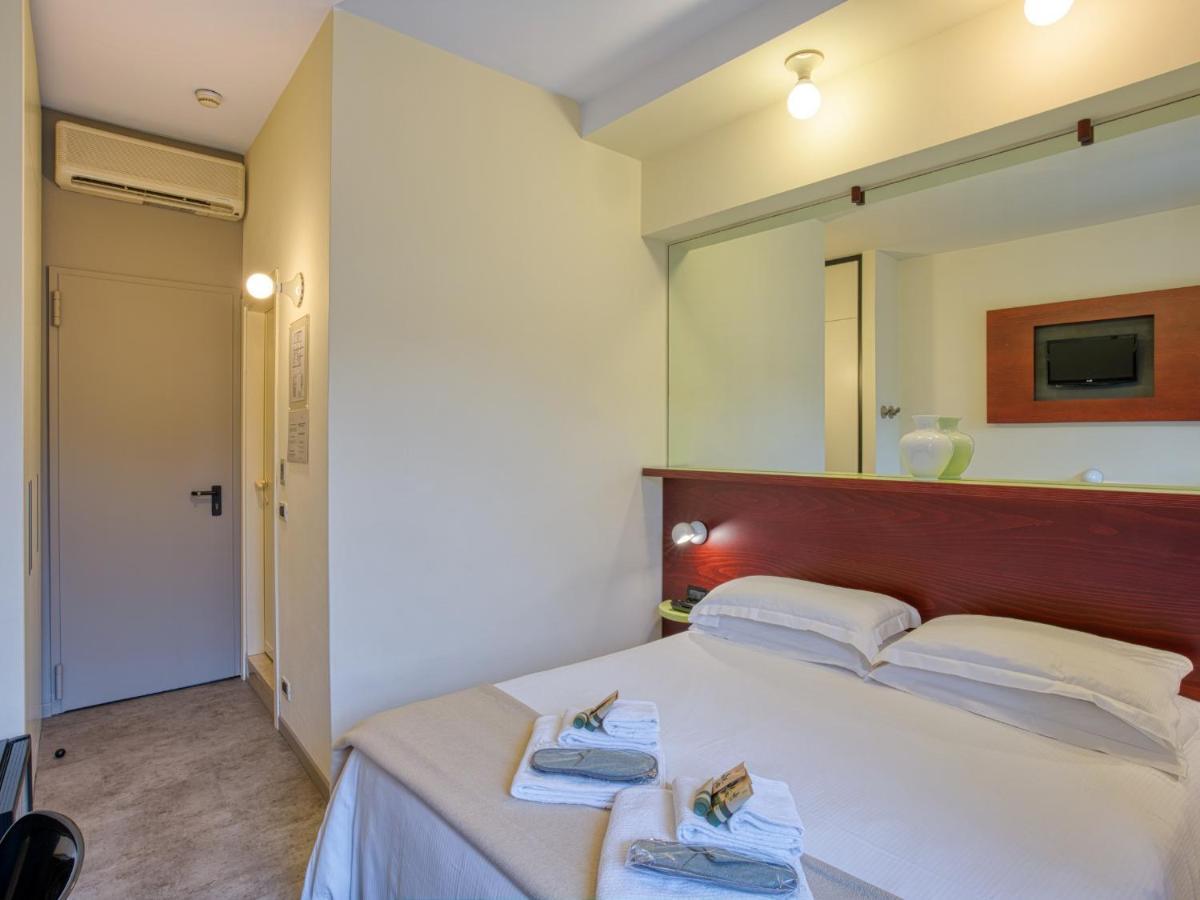 Hotel Piroscafo Desenzano del Garda Dış mekan fotoğraf